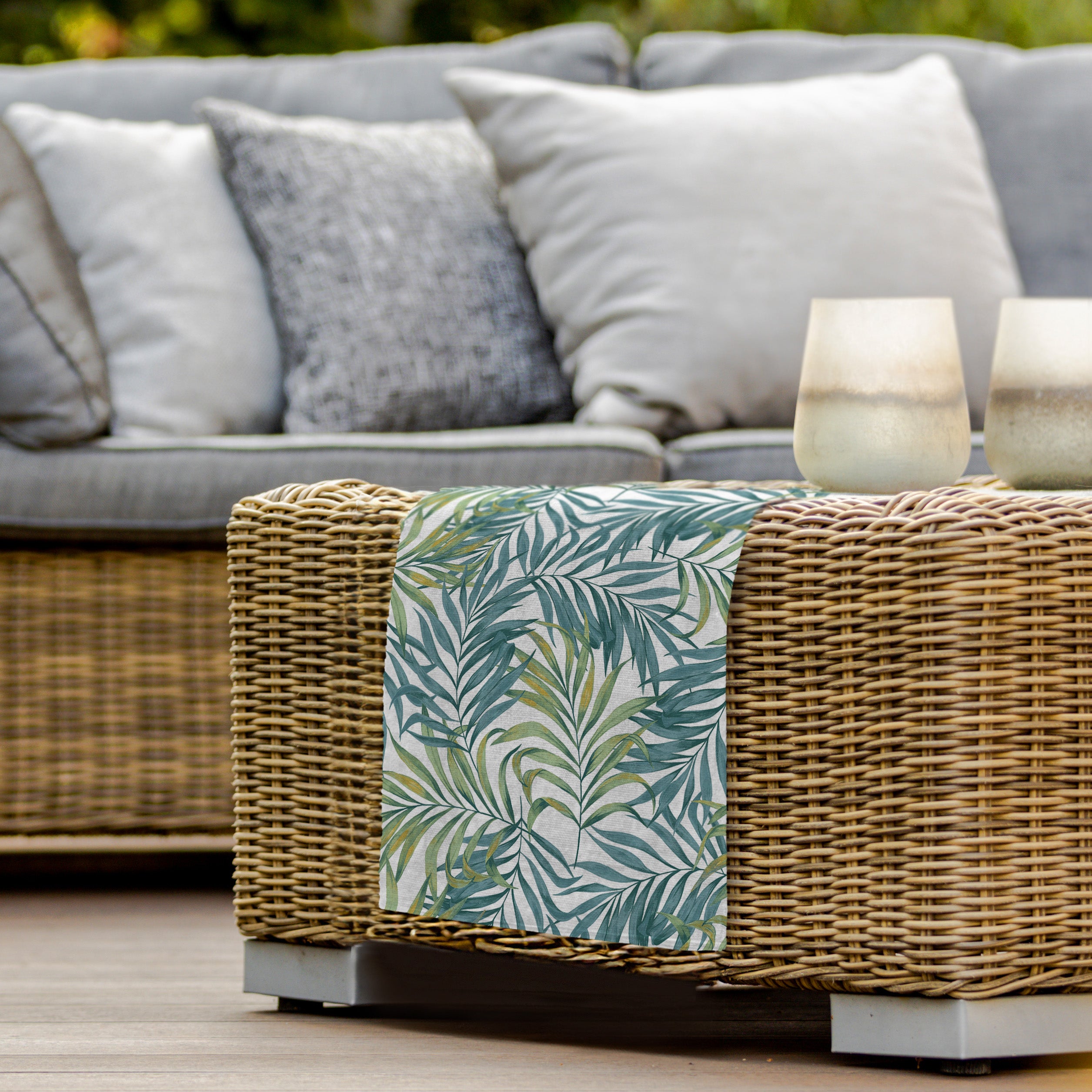 Uki Table Runner