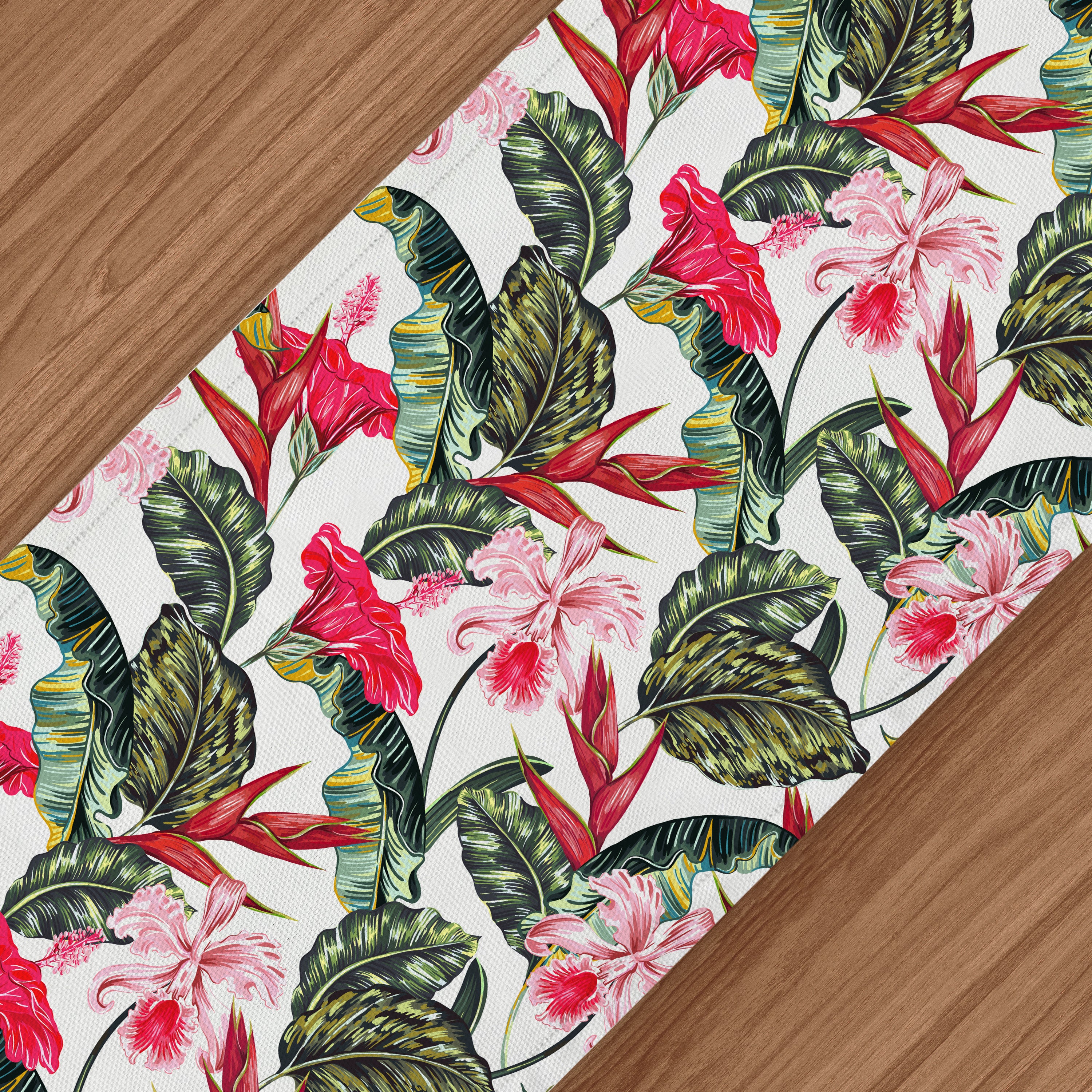 Pau Table Runner