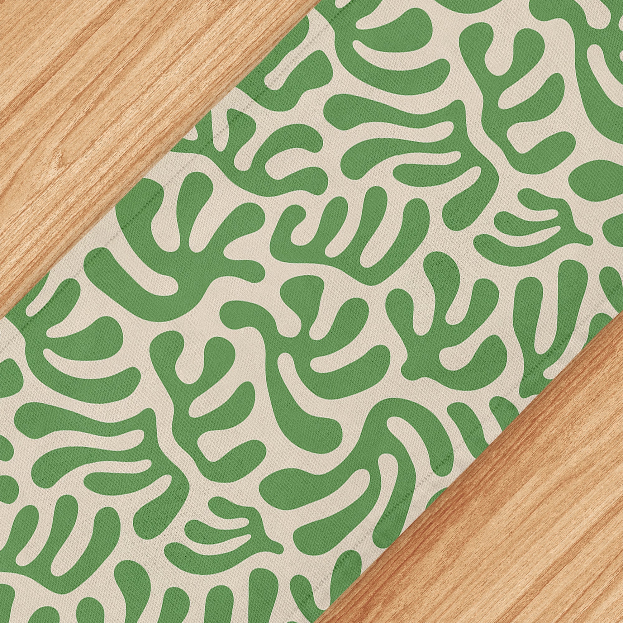 Serenel Table Runner