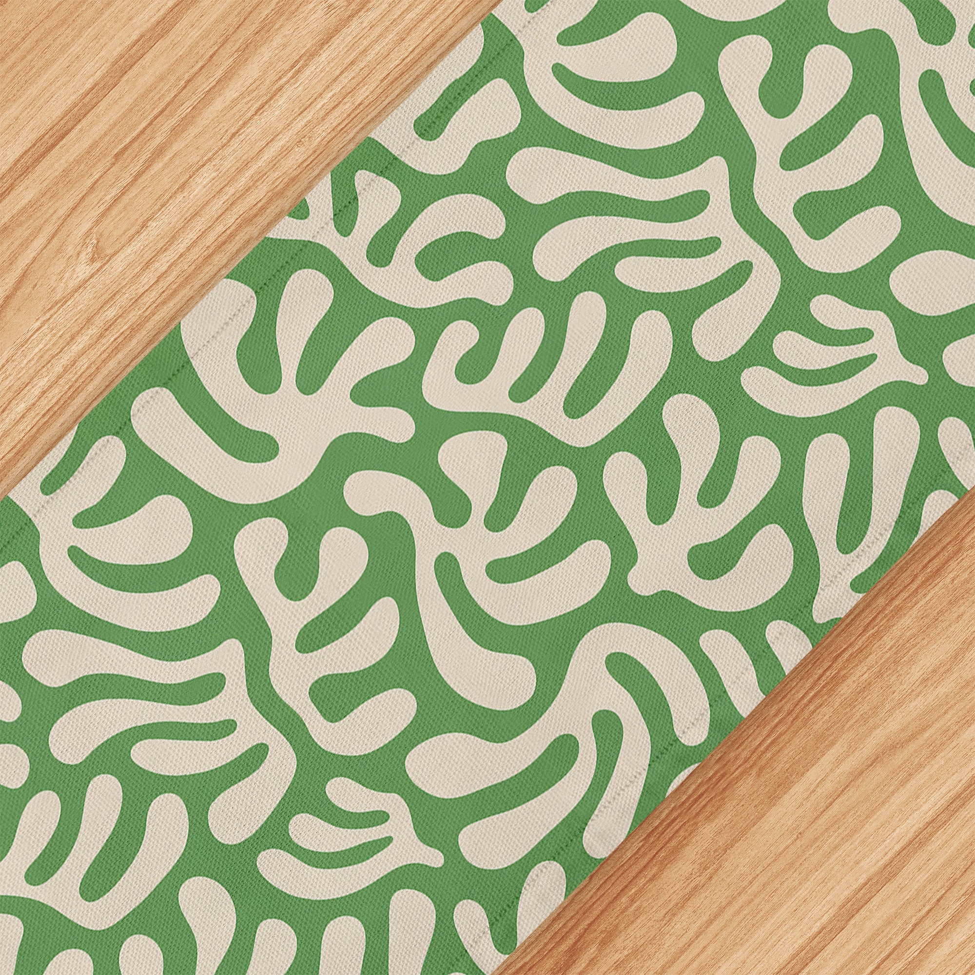 Serenel Table Runner