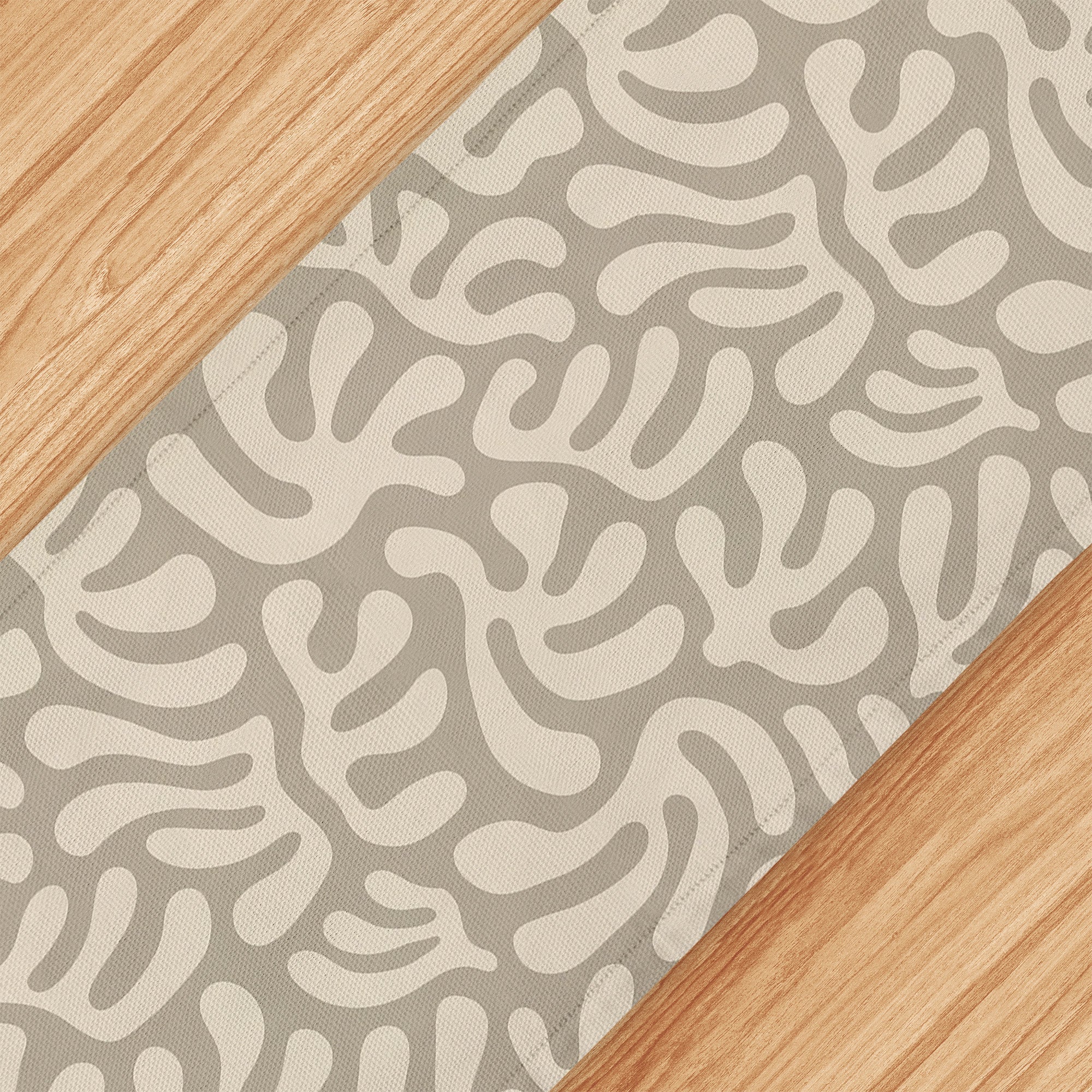 Serenel Table Runner