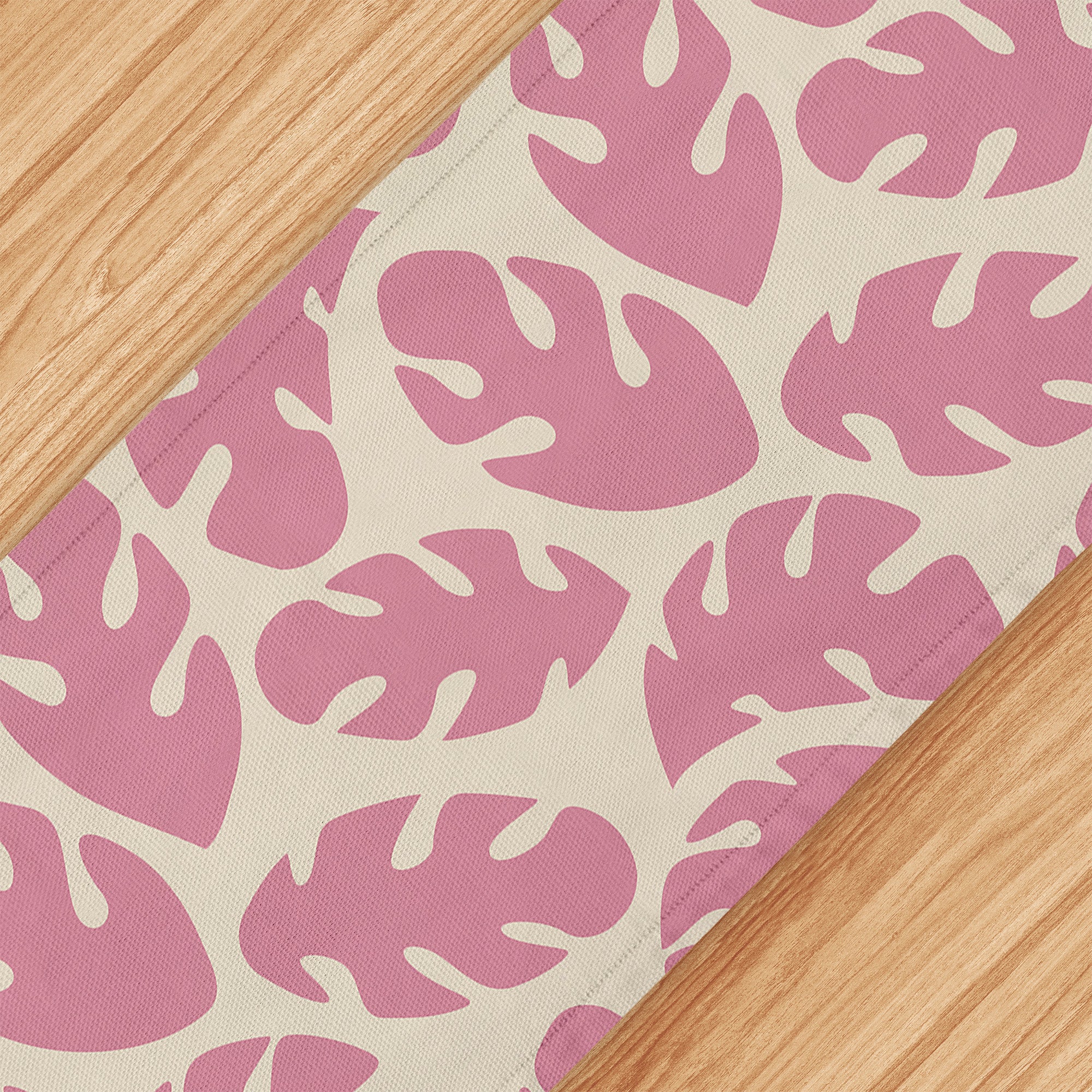 Liora Table Runner