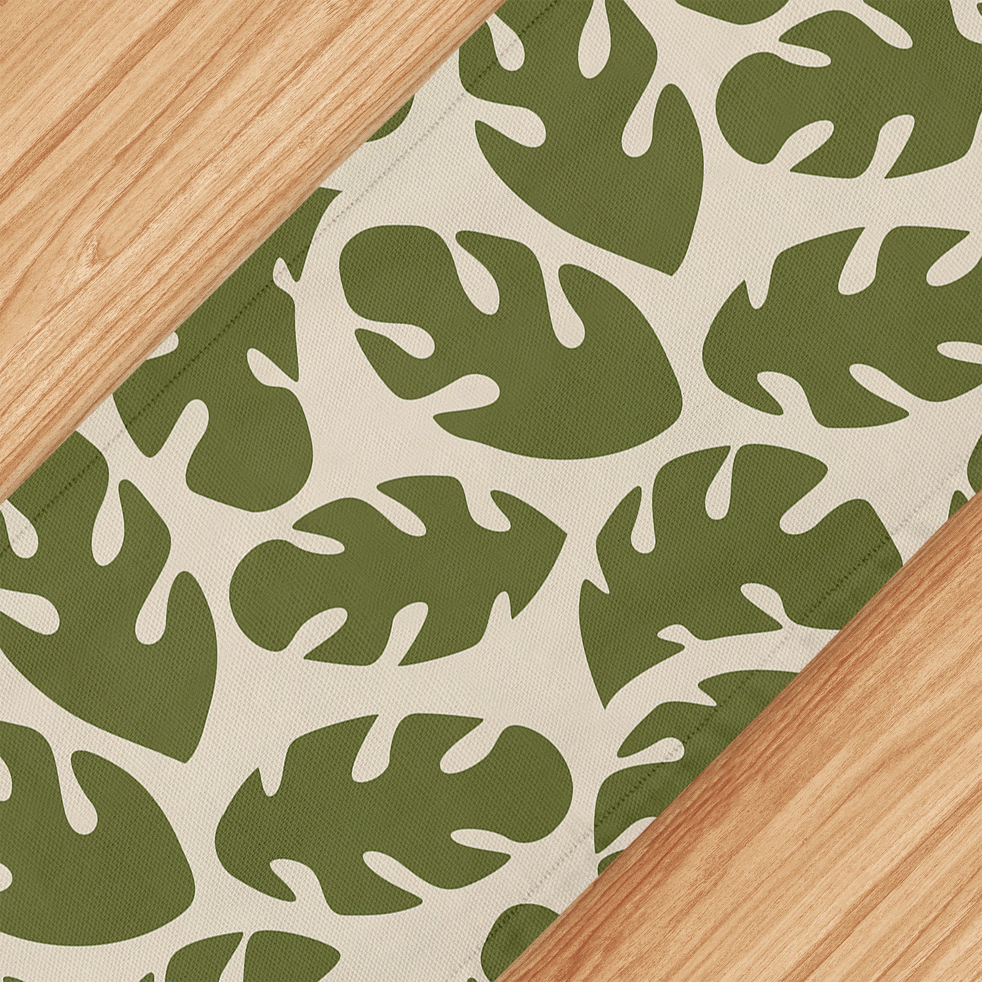 Liora Table Runner
