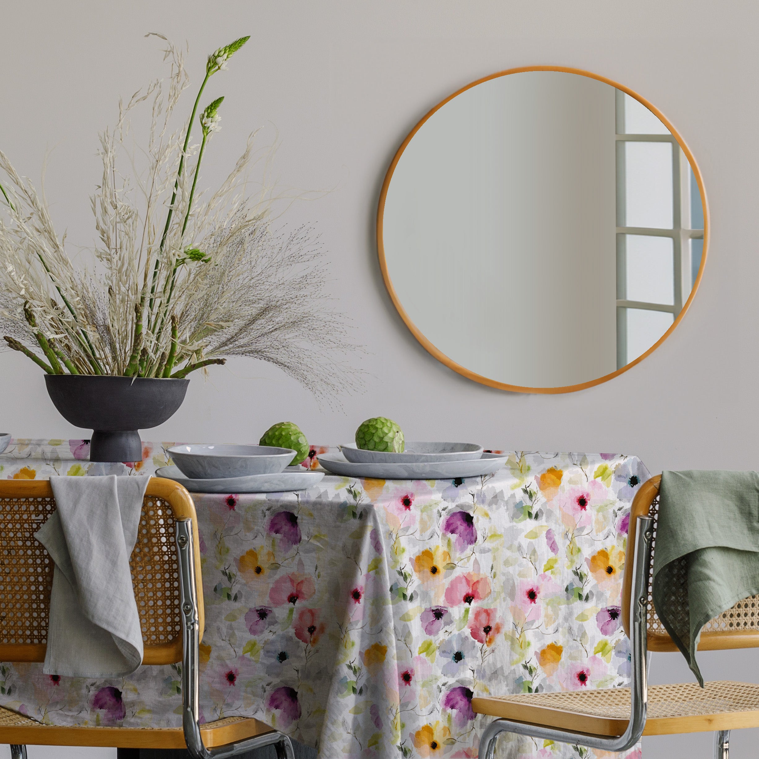 Lia tablecloth