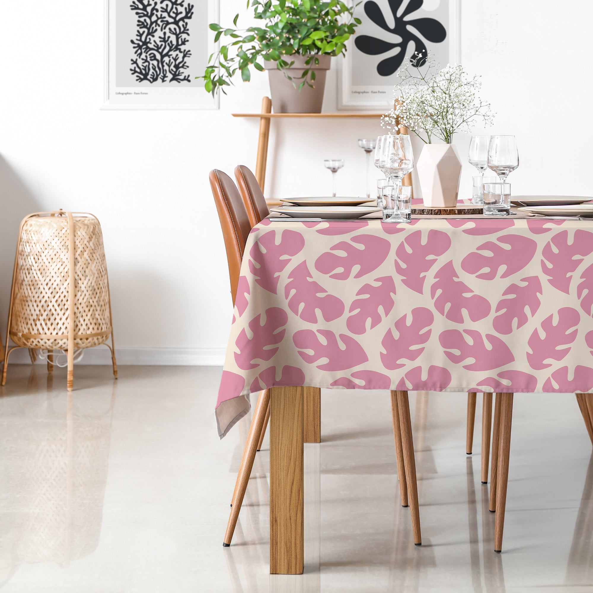 Liora tablecloth