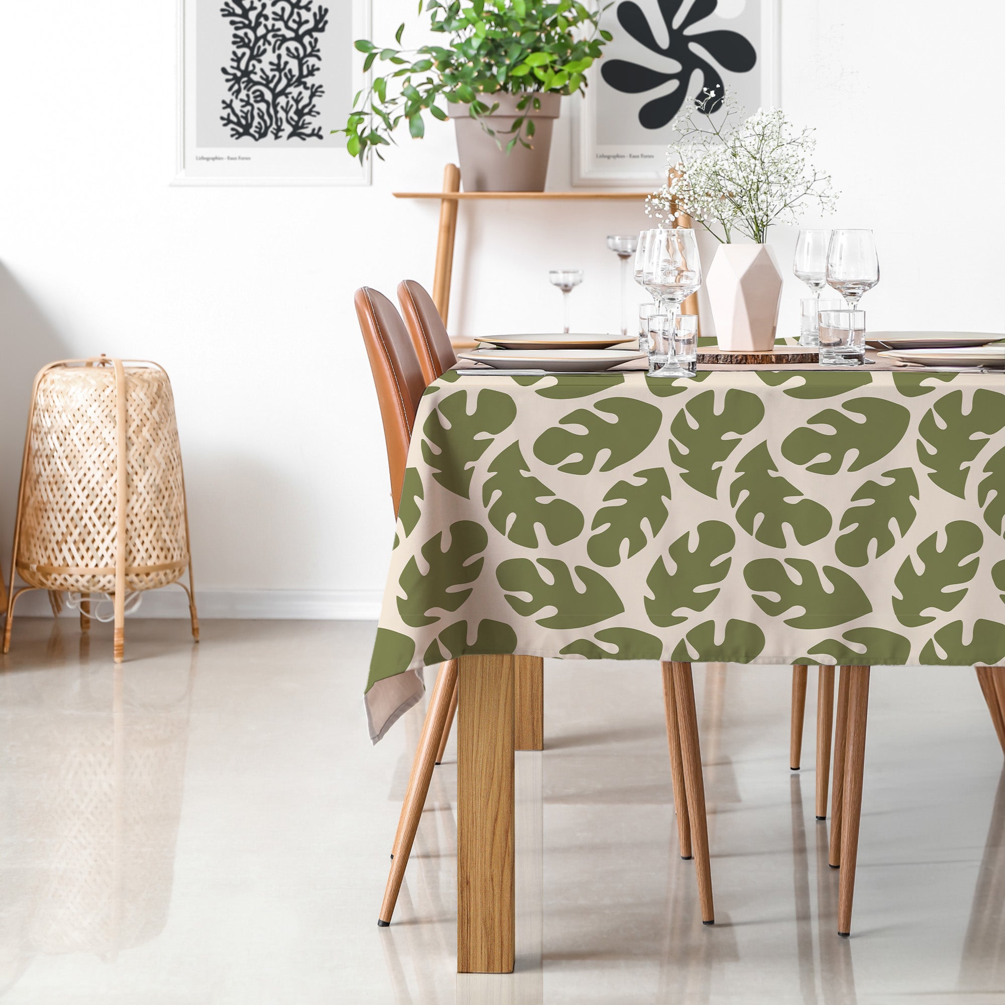 Liora tablecloth