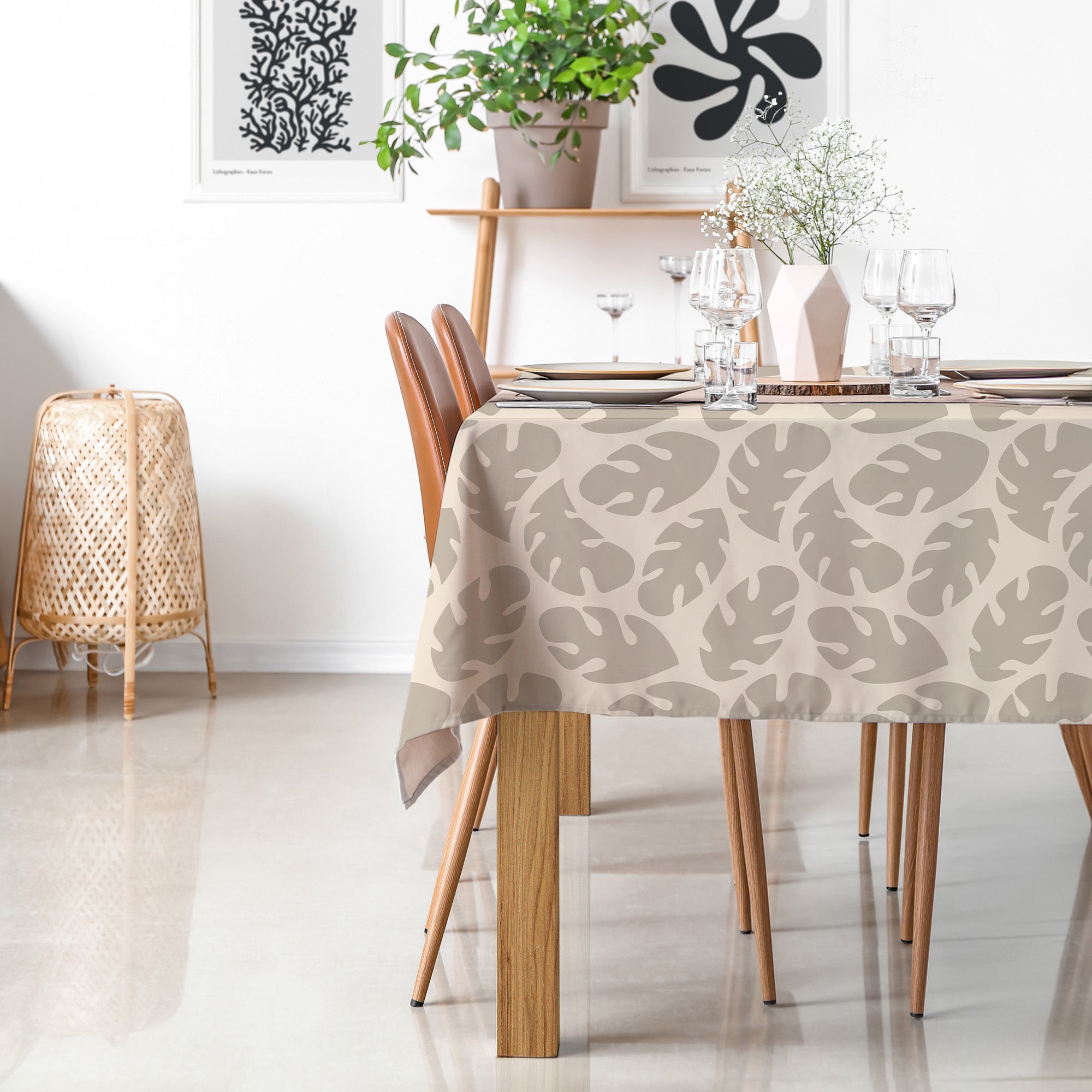 Liora tablecloth