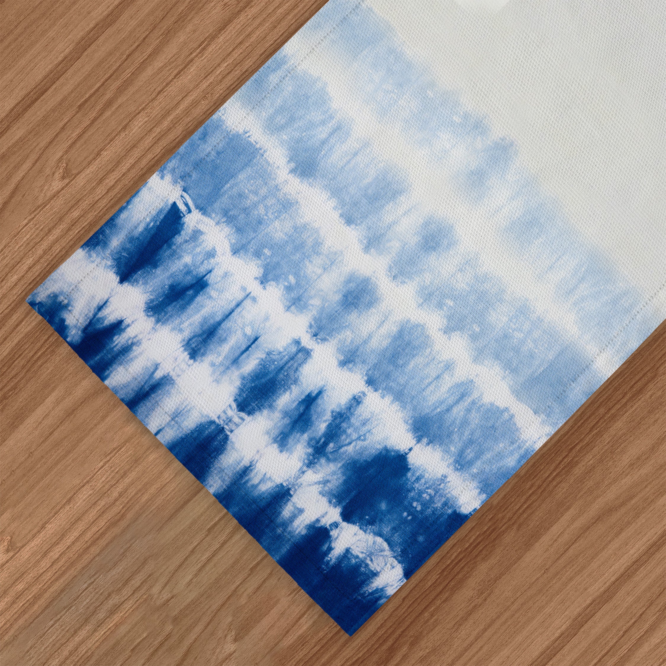 Knot Table Runner