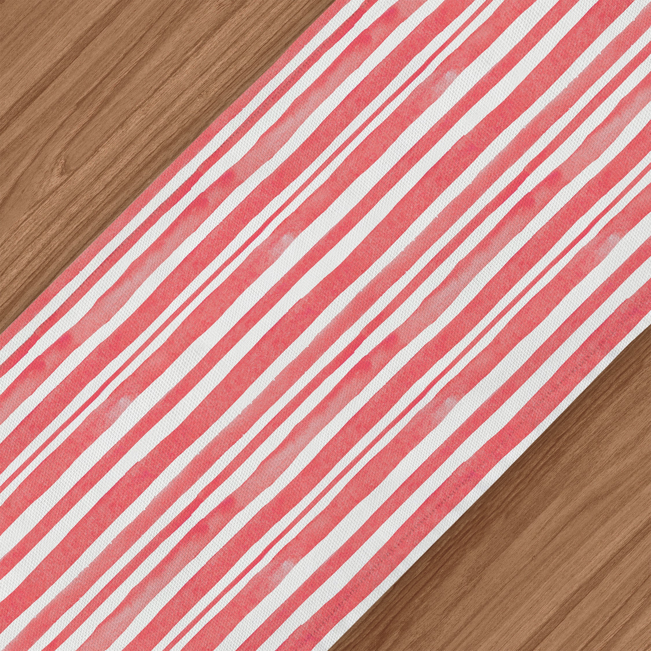 Sisca Table Runner